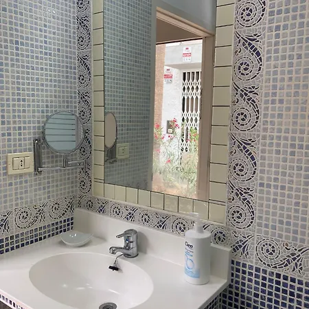 Zuzicka Primavera Apartment *
